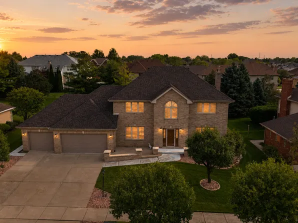 10433 Amber Ln, Orland Park, IL 60467