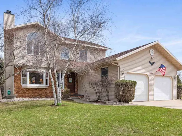 528 College View Dr, Petoskey, MI 49770