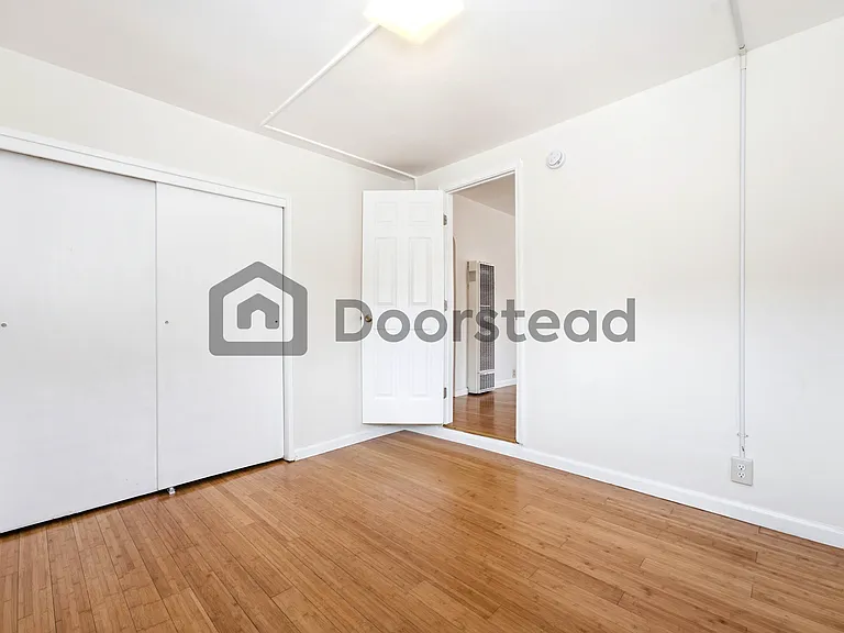 4339 Adeline St #B — Photo 10