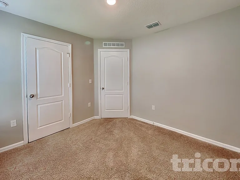 443 Underwood Trl — Photo 11