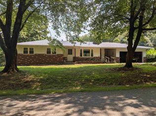 3835 Crawfis Rd SE, Lancaster, OH 43130