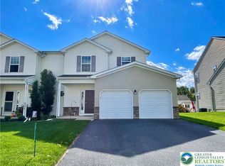 915 Graystone Cir, Northampton, PA 18067