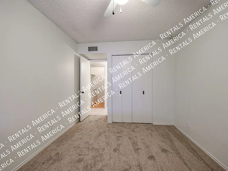 6626 N Majorca Ln W — Photo 14