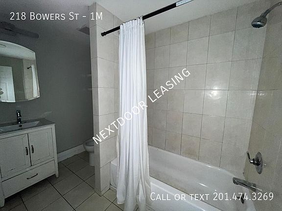 5th image of 218 Bowers St #1M