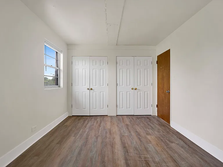 140 Ann St #10 — Photo 7