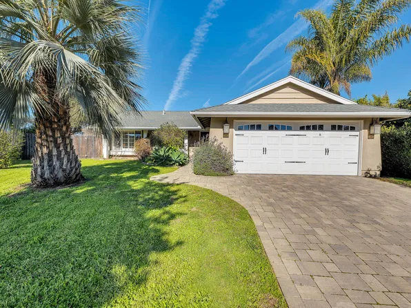 1477 La Jolla St, Carpinteria, CA 93013