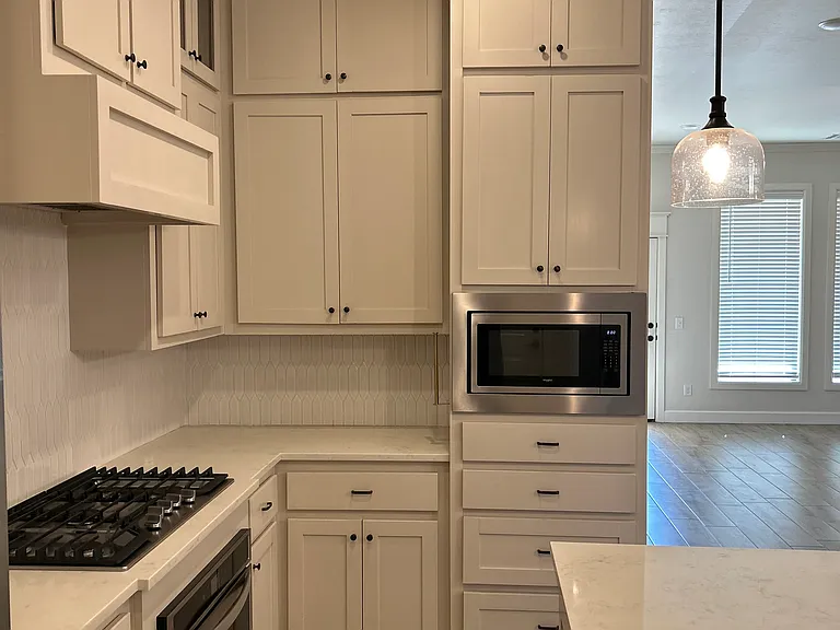 4312 NW 155th Pl — Photo 7