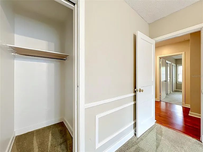 21 N Mills Ave — Photo 25