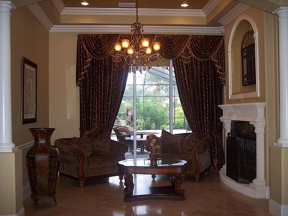 4th image of 18707 Hillstone Dr