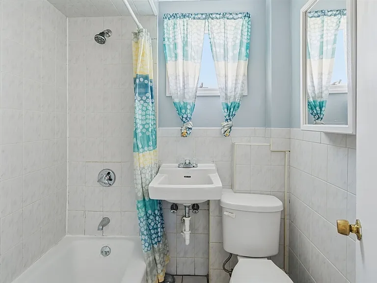 857 S 1st St #2 — Photo 11