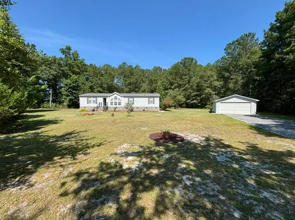161 Country Ln, Dorchester, SC 29437