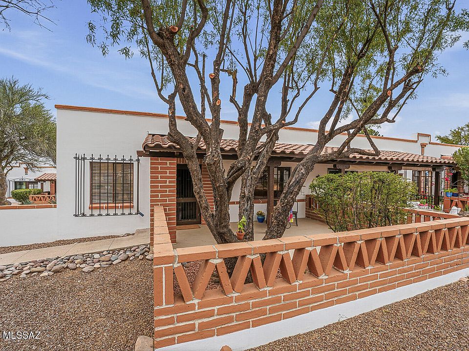 1st image of 221 S Paseo Tierra