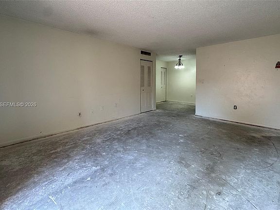 3rd image of 7208 Fairway Dr APT I14