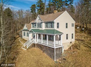 3776 Dixon Valley Dr, Marshall, VA 20115