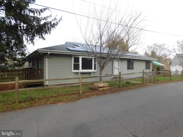 260 Shannon Ave, Prince Frederick, MD 20678