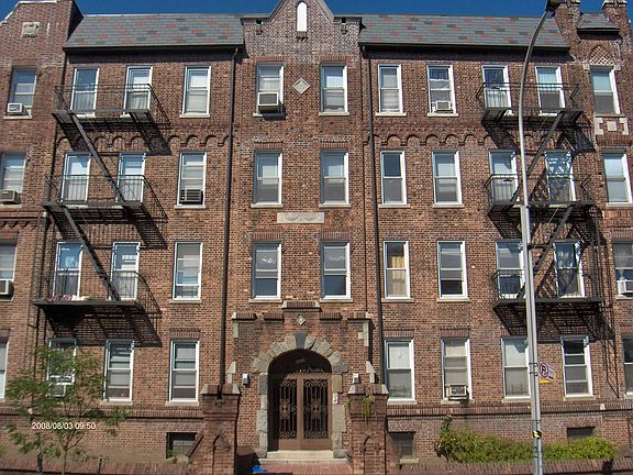 5th image of 8438 120th St APT 4B