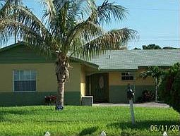 Home for Sale in Riviera Beach, Florida $70,000