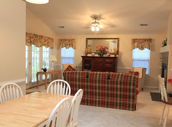 5th image of 4904 Trailing Vine Ln
