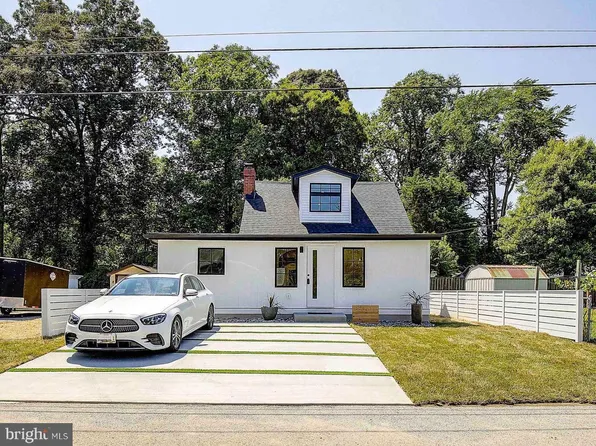 8834 Frederick Ave, North Beach, MD 20714