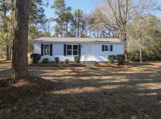 421 Vienna Cir, Fort Valley, GA 31030