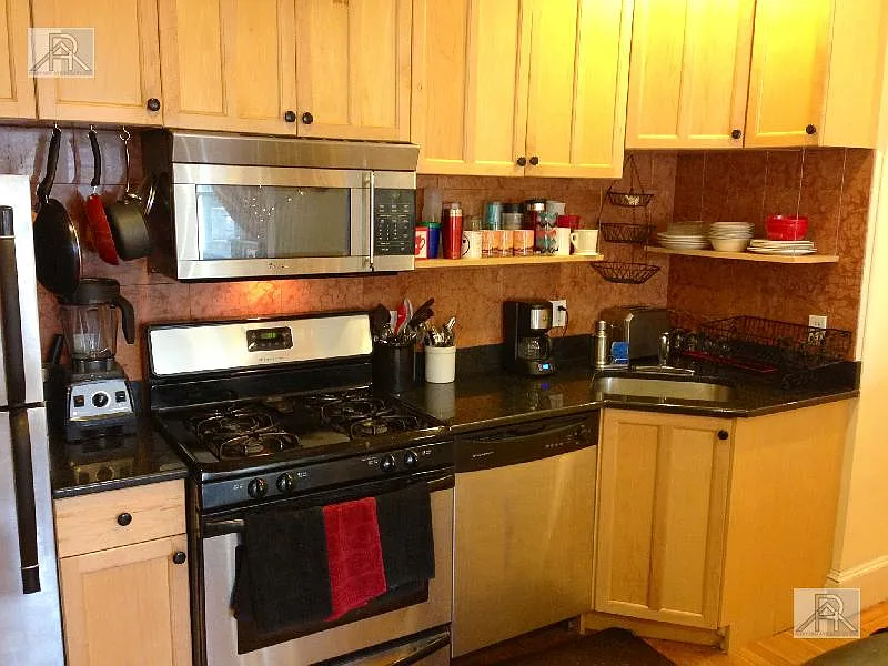 67 Babcock St #1