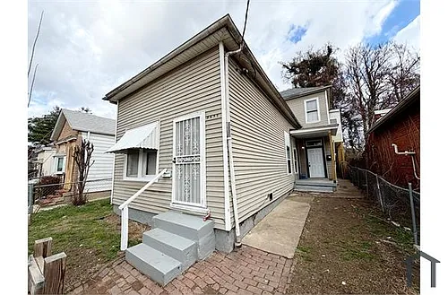 2631 W Madison St #2 Photo 1 2631 W Madison St #2 Photo 1