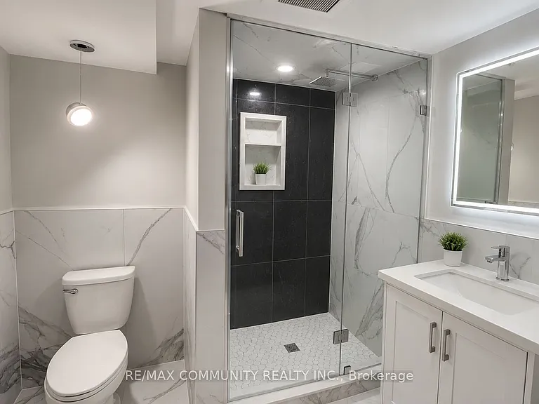 2364 Dobbinton St #BASEMENT — Photo 5