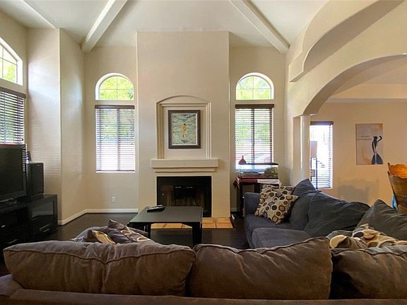 3rd image of 10006 Reseda Blvd Unit B