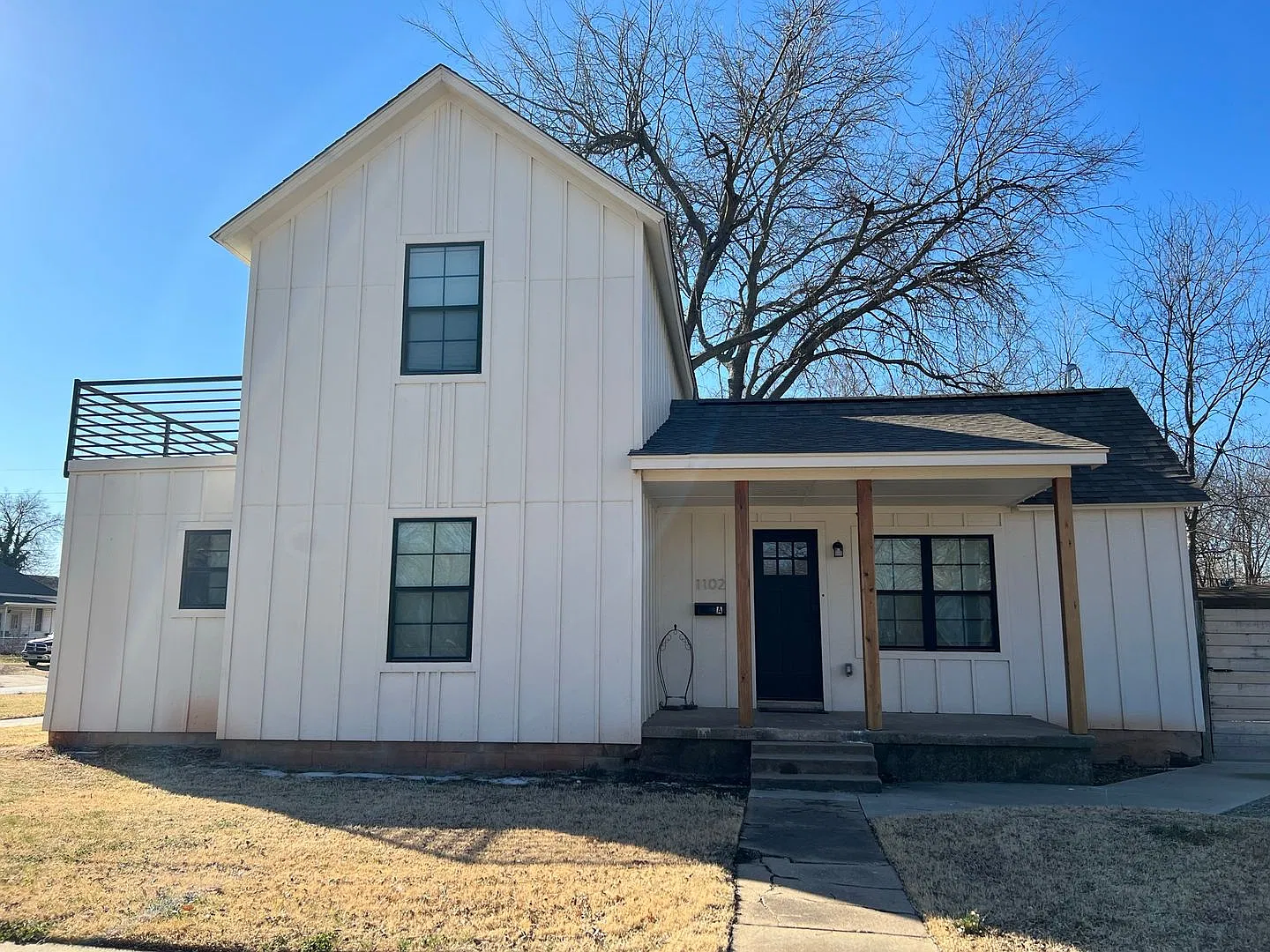 52.3 - 1102 S Husband Unit A — Photo 1