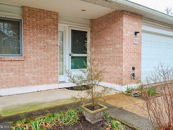 2nd image of 353 Greybull Dr