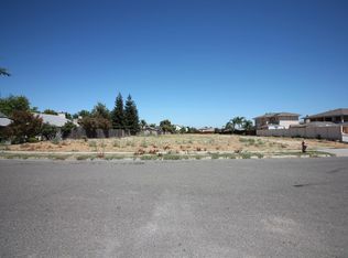 2903 Canyon Dr, Ceres, CA 95351