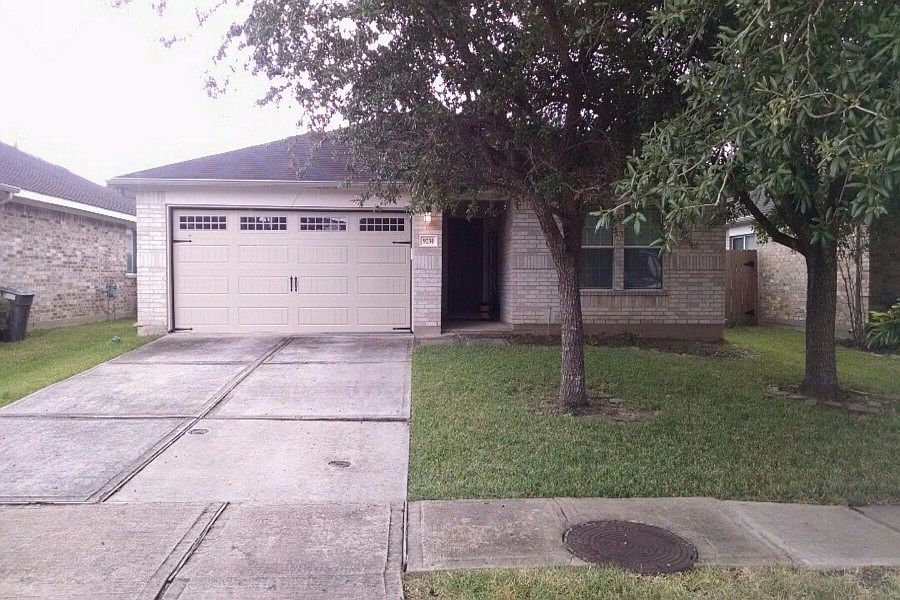 1st image of 9230 Stoneridge Canyon Ln