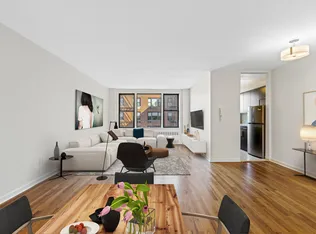 415 Beverley Road 5H image 1 of 11