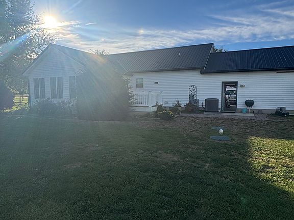 2nd image of 16759 Hudson Rd