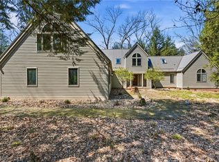 5700 Clingan Rd, Struthers, OH 44471
