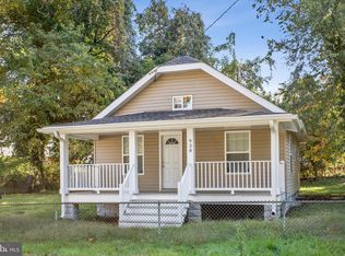 928 Burns St SE, Washington, DC 20019