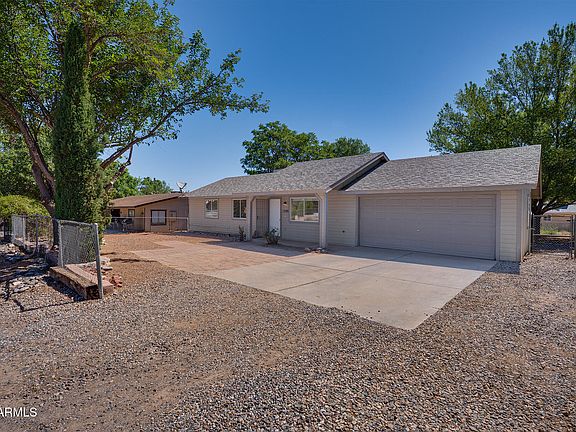 3rd image of 1299 S WILD BURRO Drive