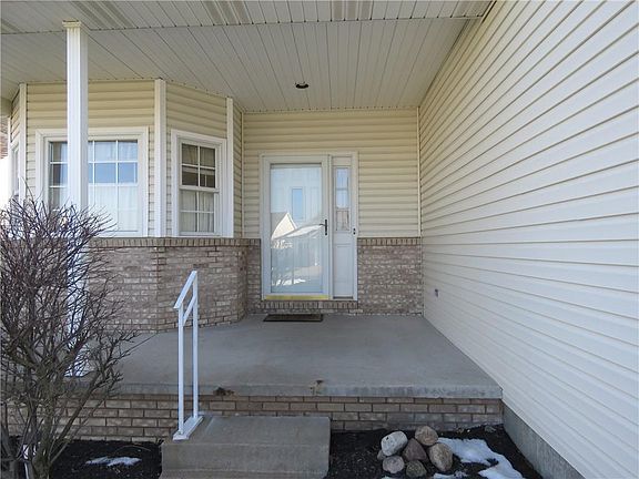 3rd image of 6735 Wildflower Ct