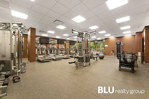 Rented by BLU Real Estate | media 14