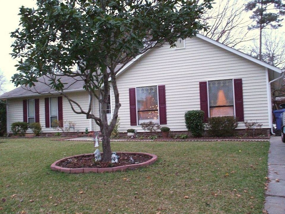  New vinyl siding-Dec. 2009