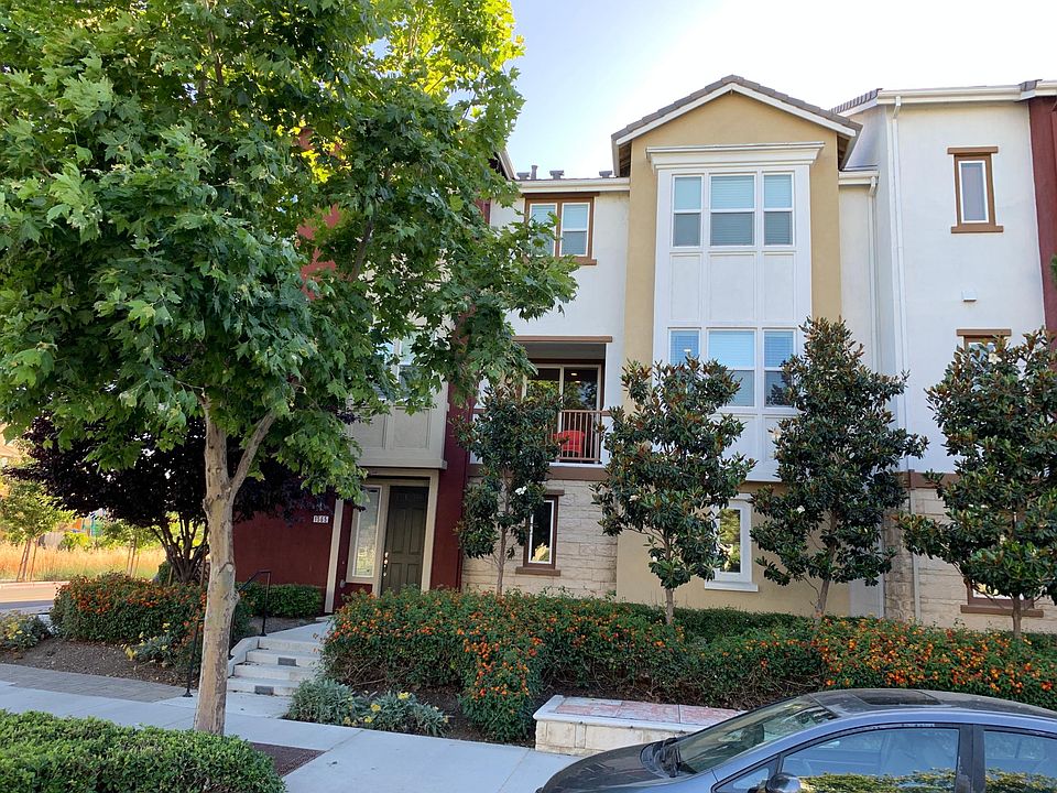1st image of 1565 McCandless Dr
