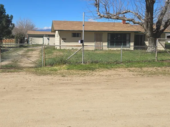 6165 Bonikell St, Weldon, CA 93283