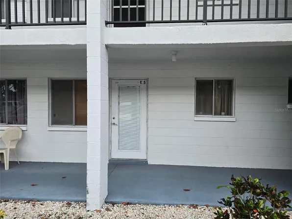 2007 Sunset Dr #E5, Bradenton, FL 34207
