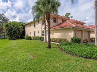 517 Robin Hood Cir UNIT 201, Naples, FL 34104