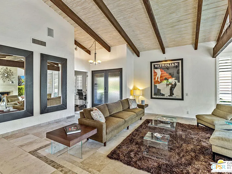 1347 Primavera Dr — Photo 12