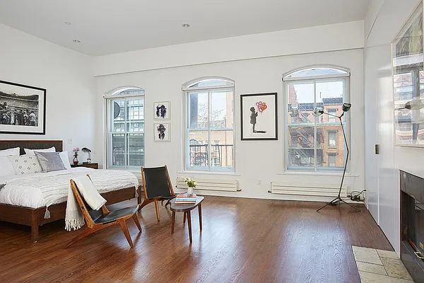 Sold by Stribling | media 28