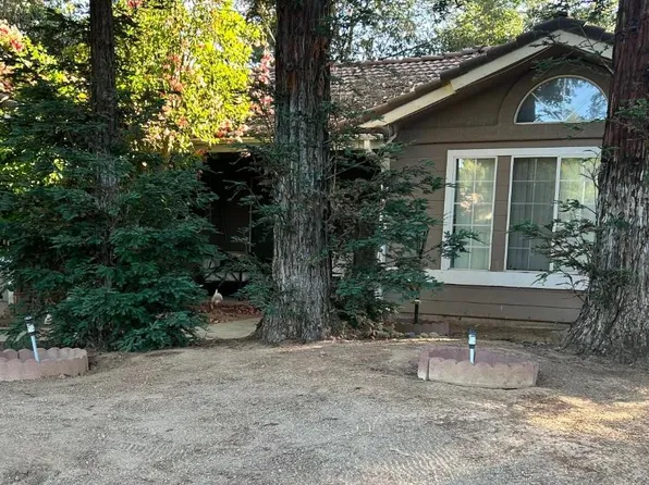 5802 W Locust Ave, Fresno, CA 93722