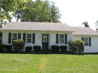 3889 Blytheburn Rd, Mountain Top, PA 18707