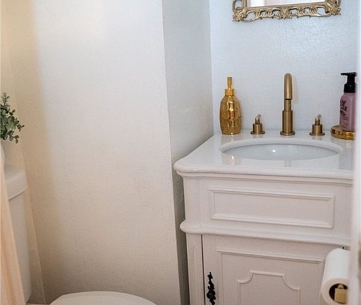 5th image of 3670 Silsby Rd