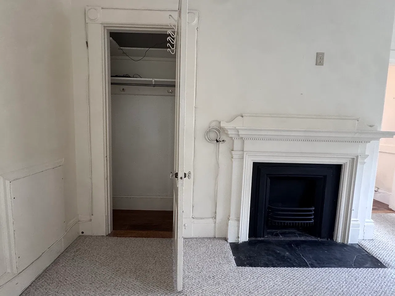 1 bed, 1100 sqft, $2,300 — Photo 4